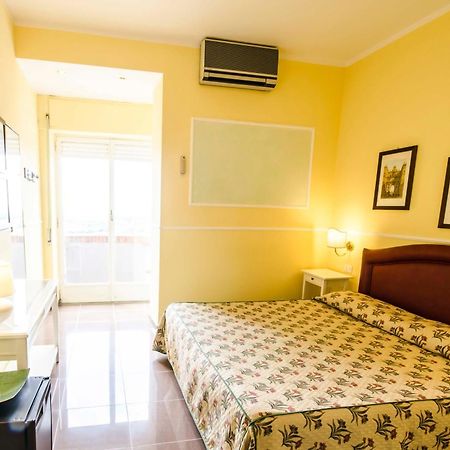 Hotel Tarconte Tarquinia Buitenkant foto