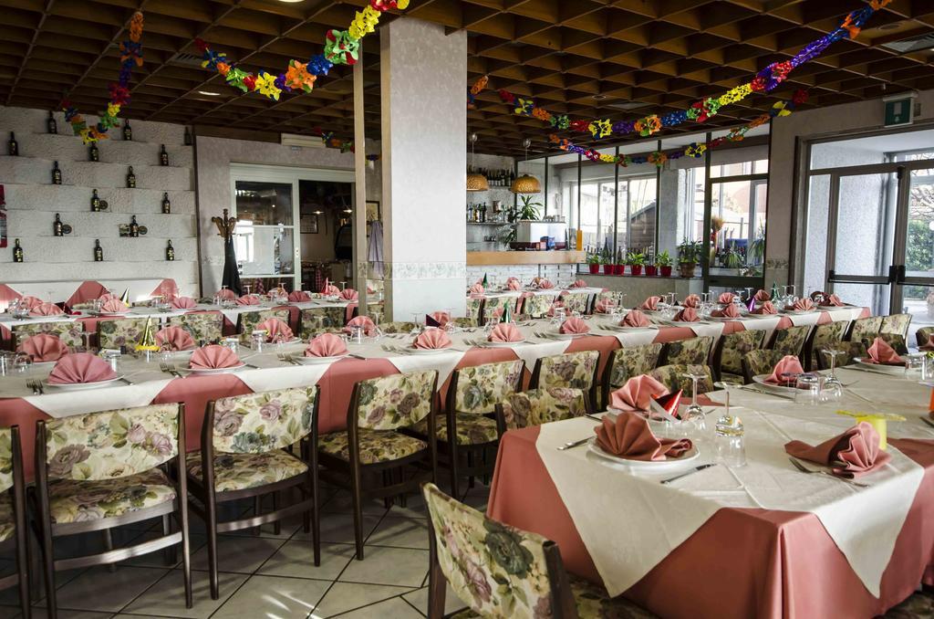 Hotel Tarconte Tarquinia Buitenkant foto