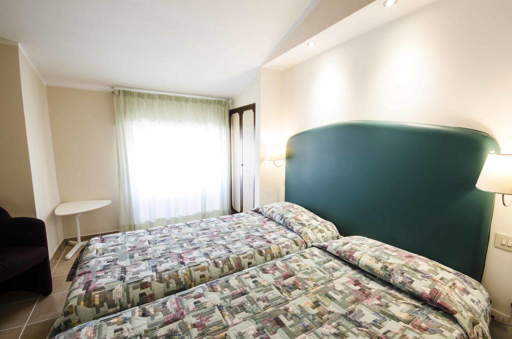 Hotel Tarconte Tarquinia Buitenkant foto