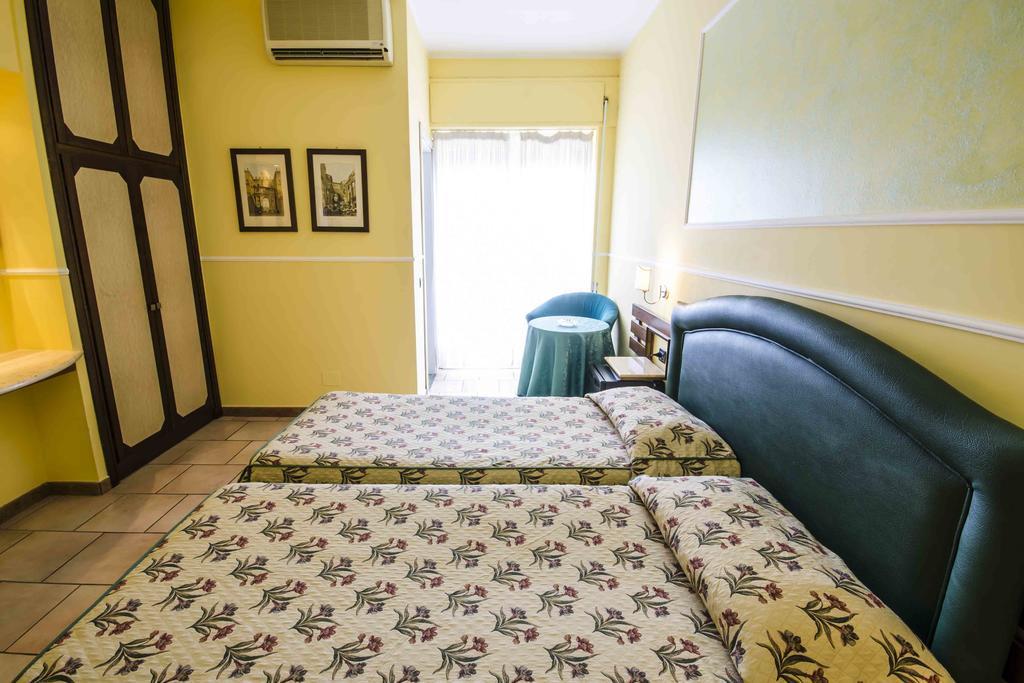 Hotel Tarconte Tarquinia Buitenkant foto
