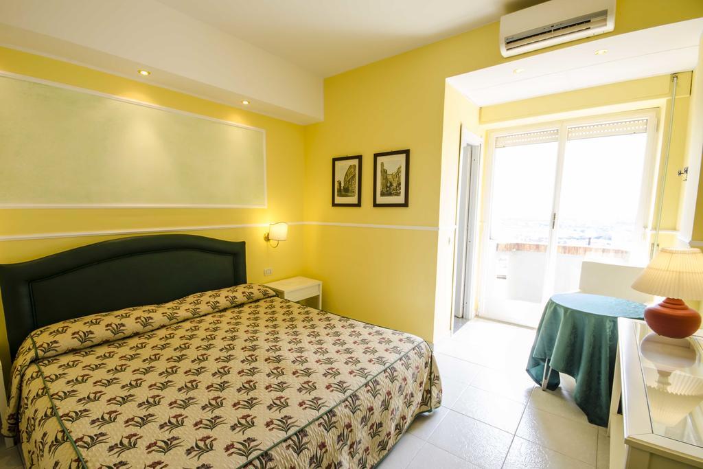 Hotel Tarconte Tarquinia Buitenkant foto