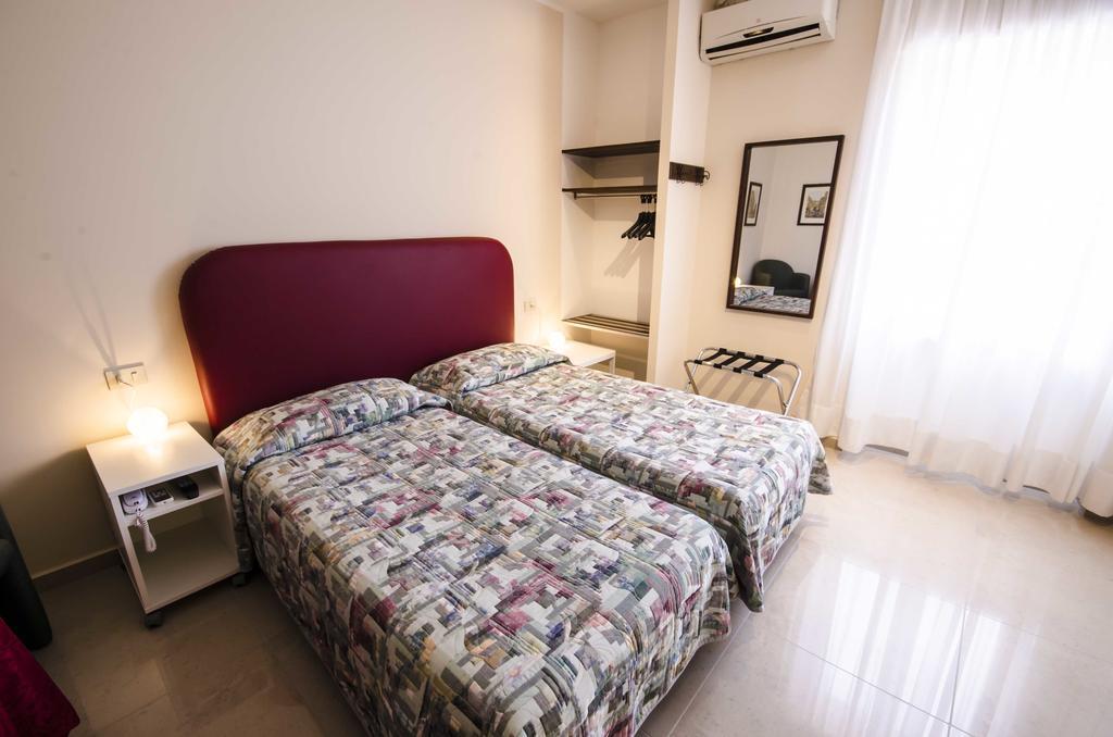 Hotel Tarconte Tarquinia Buitenkant foto