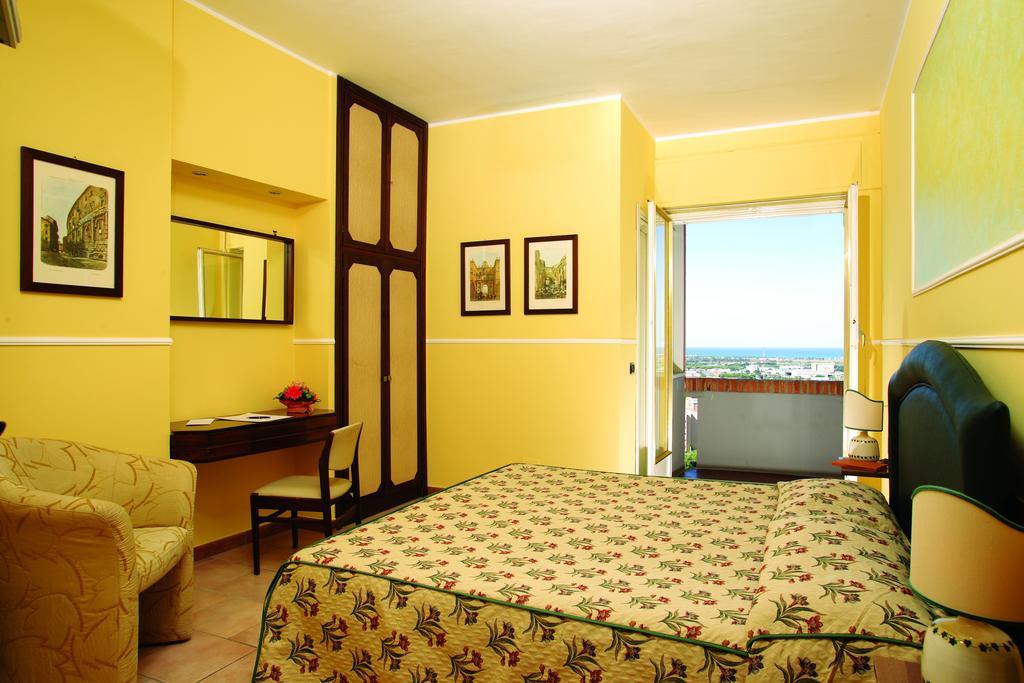 Hotel Tarconte Tarquinia Buitenkant foto